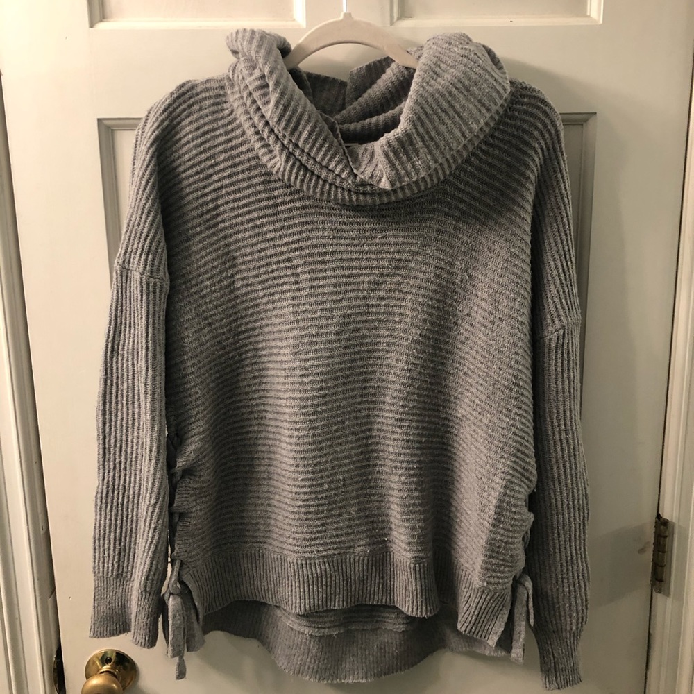 Gray Cattle Neck Sweater